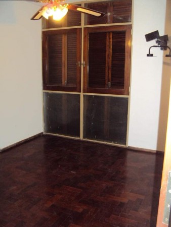 Mendoza y Suipacha, 3 dormitorios! Espectacular departamento. Precio con cochera!