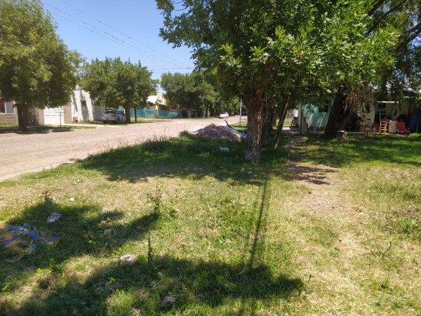 LOTES OLIVEROS, 450 M2, ZONA CENTRICA, A POCAS CUADRAS DEL RIO.