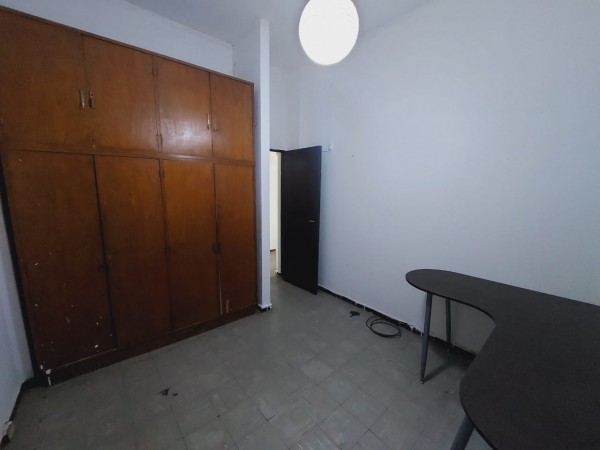 Rufino Ortega, departamento, Grandoli y Ayolas, 1 dormitorio y patio. 