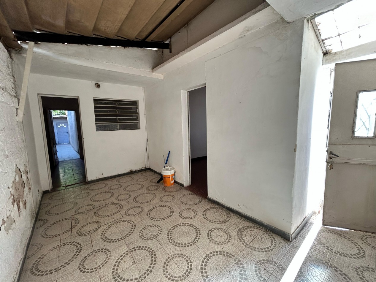 Pje Gordillo 3800, Casa interna unica, 104 m2 lote + pasillo, dos dormitorios, patio.