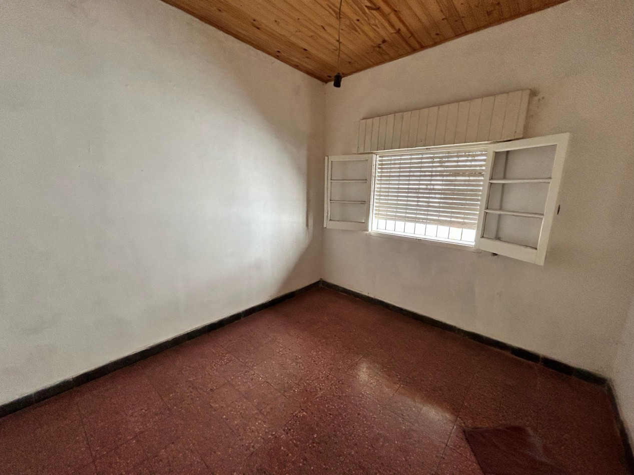 Pje Gordillo 3800, Casa interna unica, 104 m2 lote + pasillo, dos dormitorios, patio.