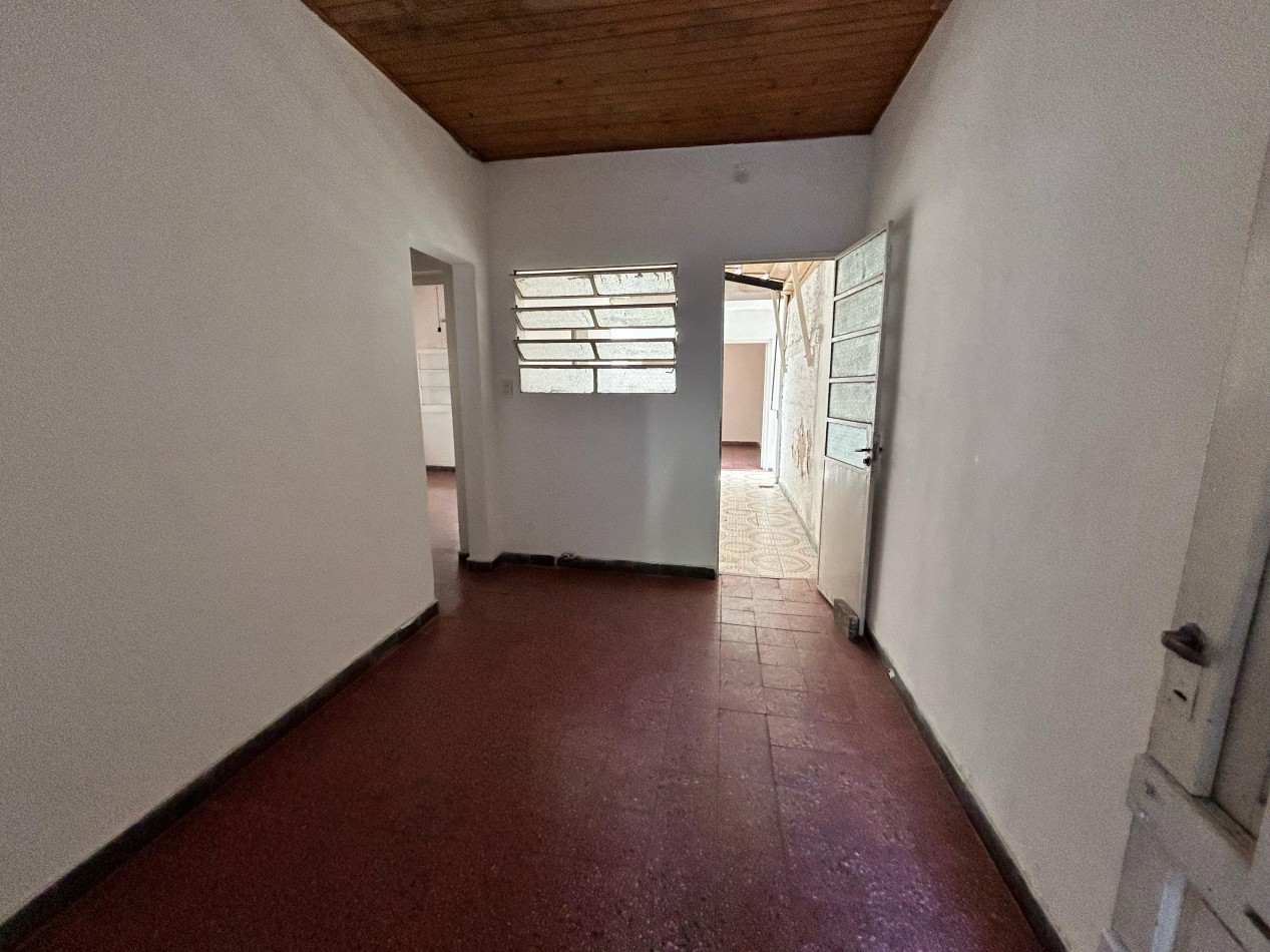 Pje Gordillo 3800, Casa interna unica, 104 m2 lote + pasillo, dos dormitorios, patio.