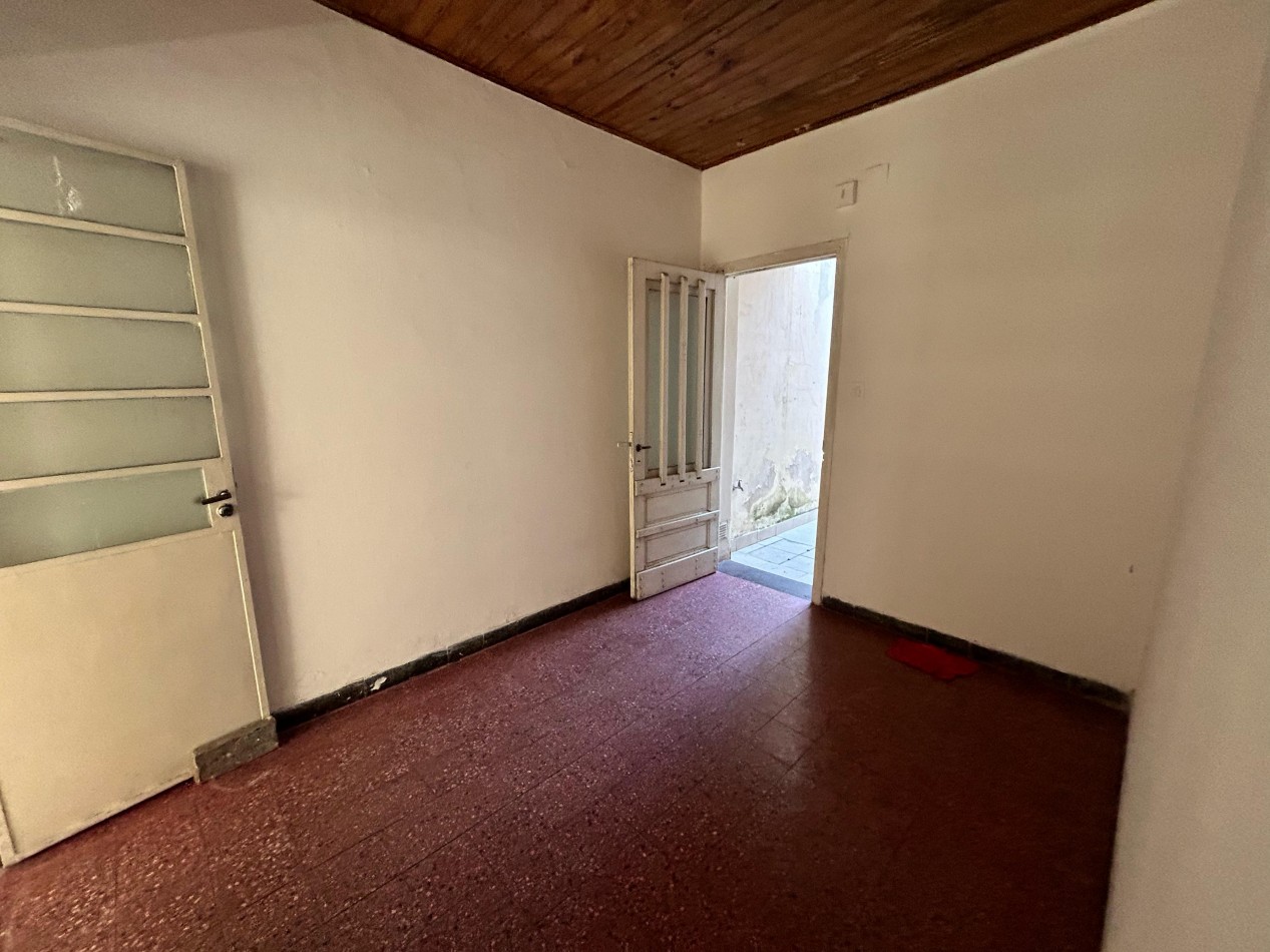 Pje Gordillo 3800, Casa interna unica, 104 m2 lote + pasillo, dos dormitorios, patio.