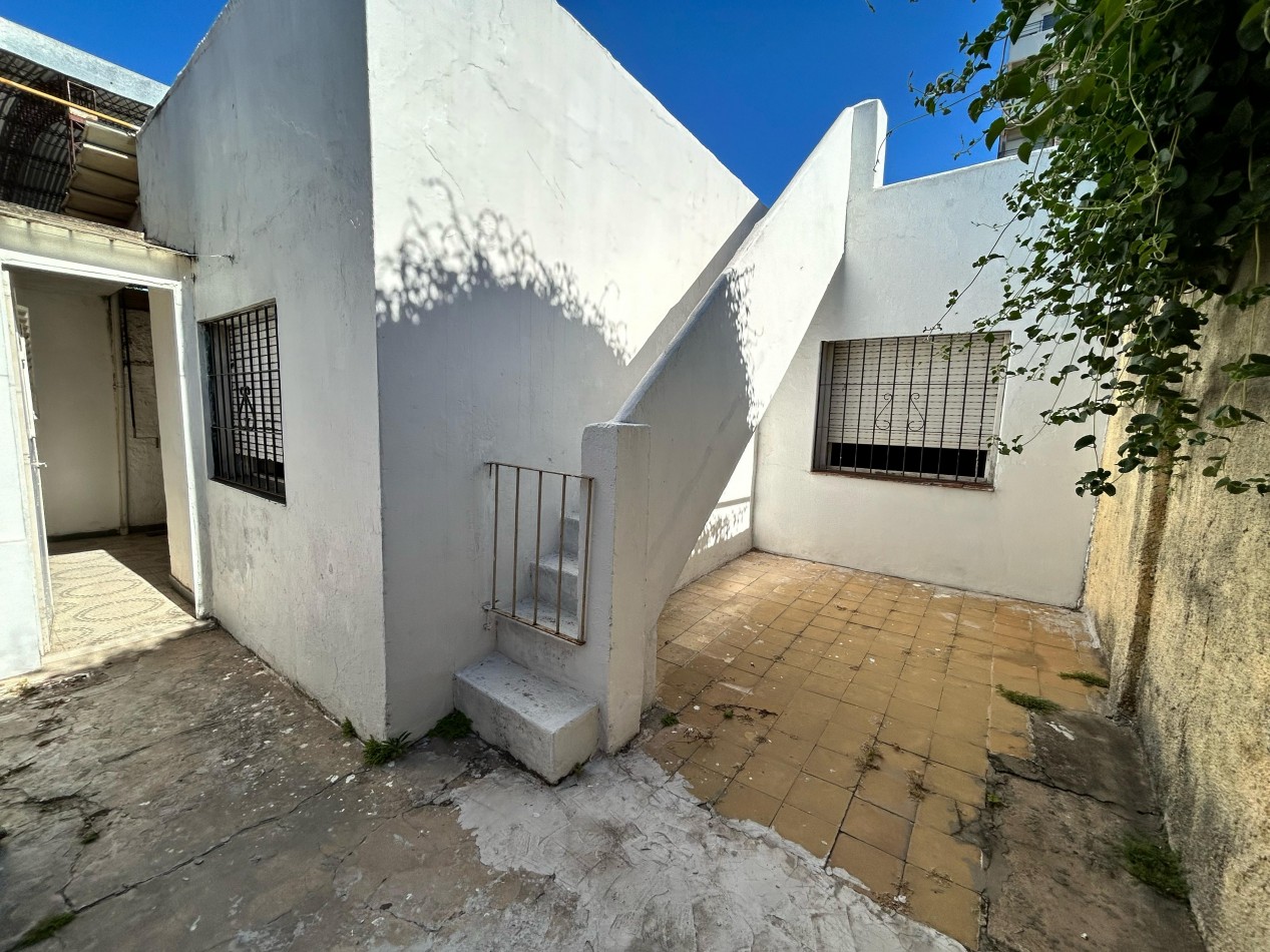 Pje Gordillo 3800, Casa interna unica, 104 m2 lote + pasillo, dos dormitorios, patio.