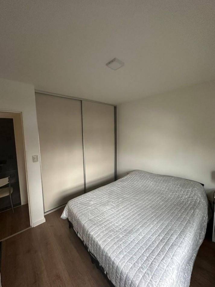 1 DORMITORIO CON BALCON MONTEVIDEO 400 VENTA OPORTUNIDAD.