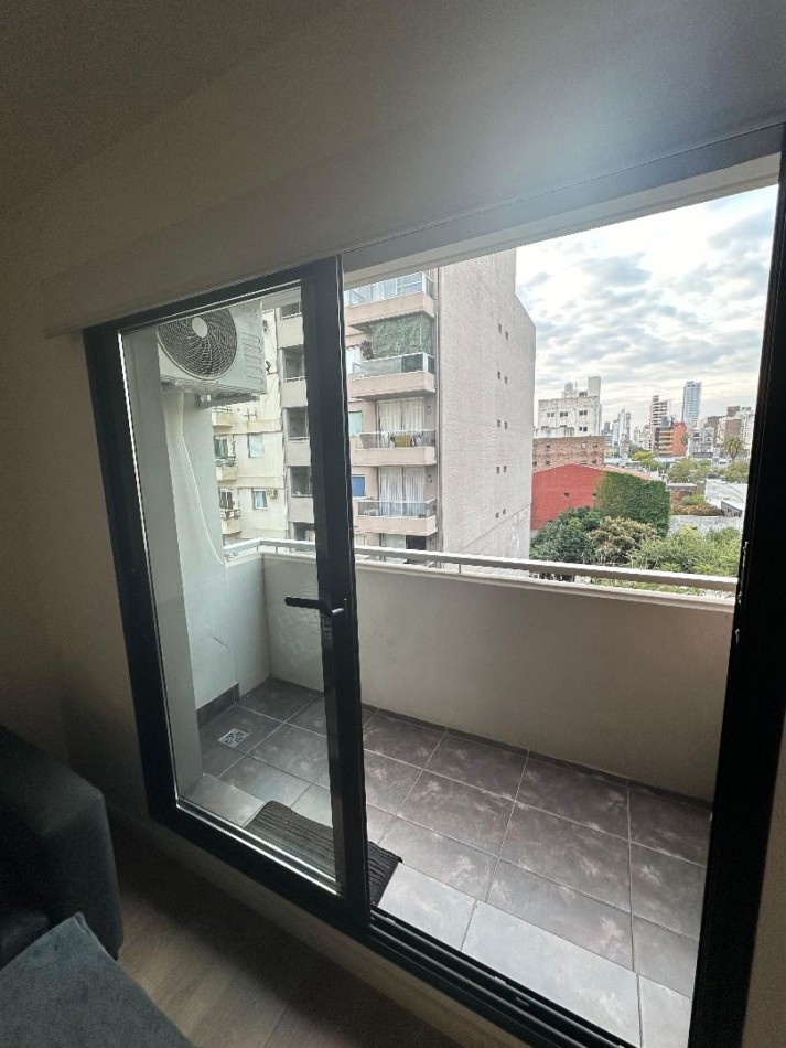 1 DORMITORIO CON BALCON MONTEVIDEO 400 VENTA OPORTUNIDAD.