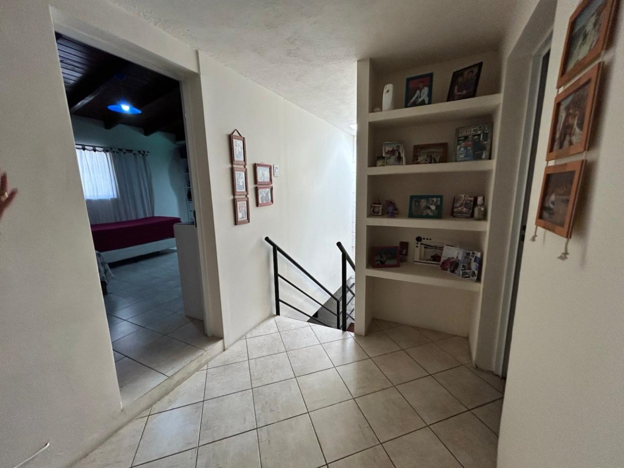 Pje Boero 3200, 3 dormitorios, patio, cochera. 