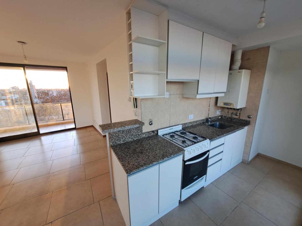 Crespo 200, Barrio Pichincha, Semipiso 9° con terraza exclusiva