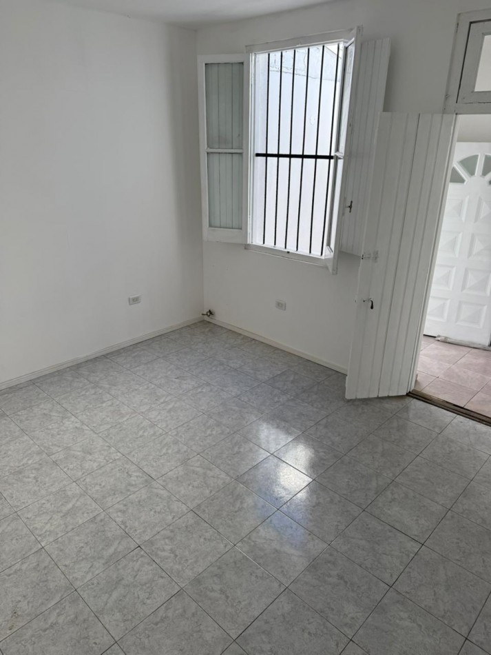 Departamento de Pasillo Unico - Rioja 5357, Rosario 