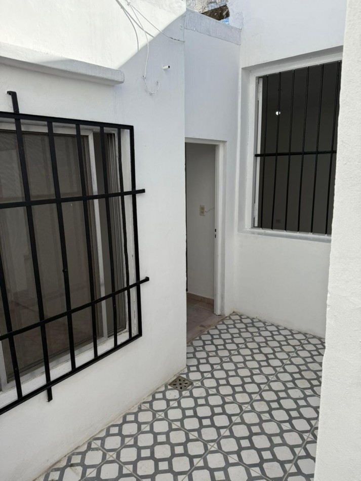 Departamento de Pasillo Unico - Rioja 5357, Rosario 