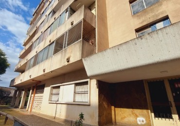 Rufino Ortega, departamento, Grandoli y Ayolas, 1 dormitorio y patio. 