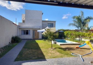 Campiñas de Piñero, Inmigrantes y Av Las campiñas, 3 dormitorios, Piscina. Cochera.