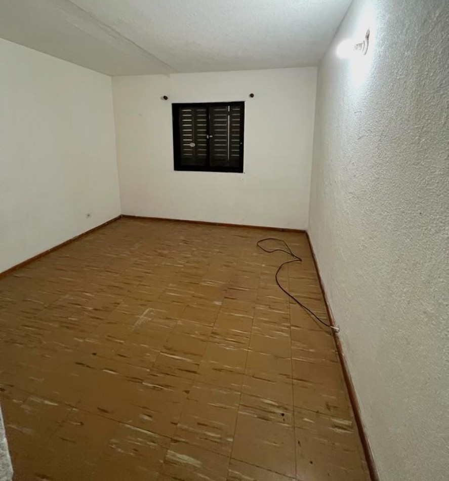 Ovidio Lagos 2800 ALQUILER. Dos Dormitorios. Piso 4to. 
