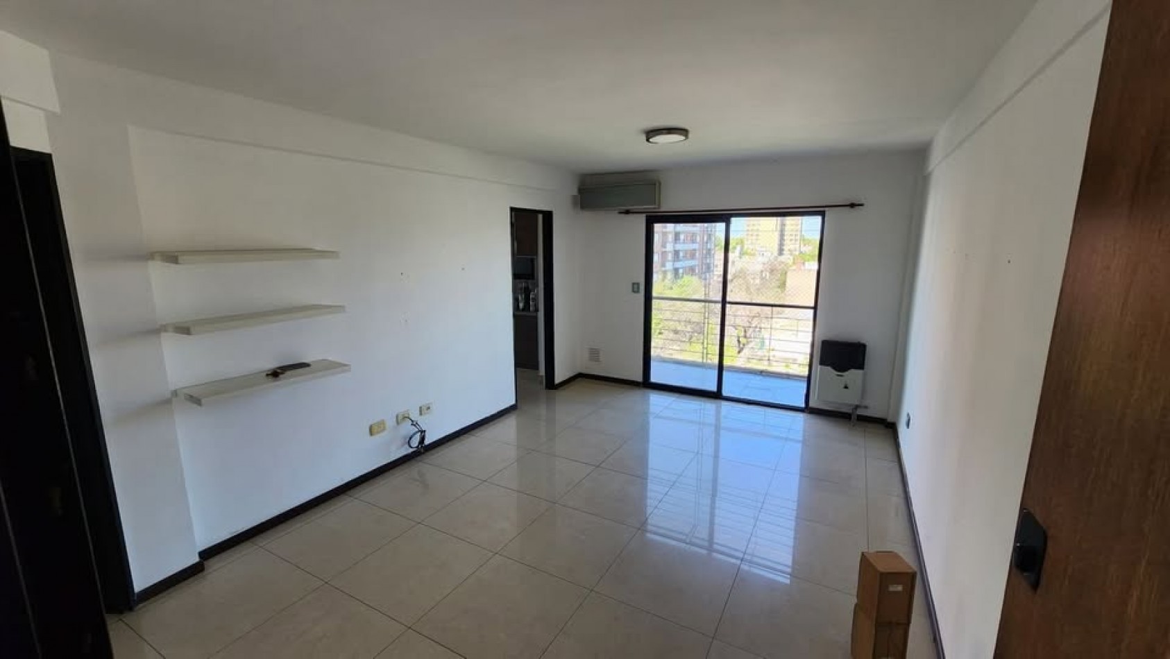 Venta La paz 700, Departamento en Barrio La Sexta.