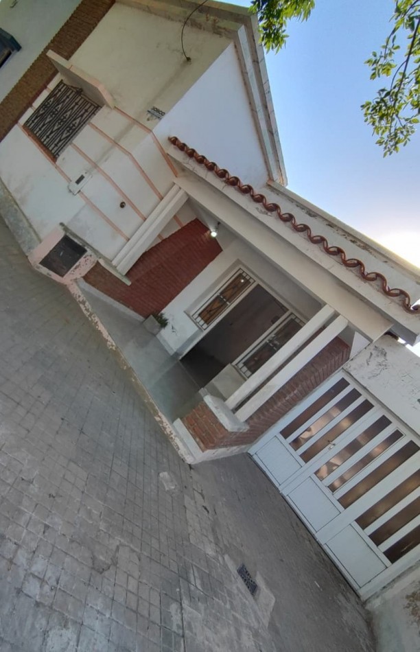 Cañada de Gomez, Oportunidad, propiedad de 3 dormitorios, garage, excelente zona