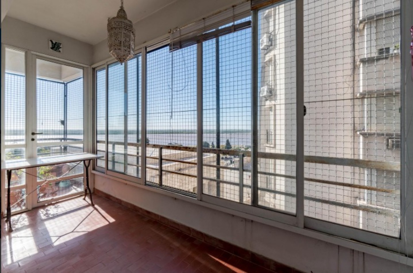 Cordoba 600, Departamento de 4 dormitorios, vista al monumento de la bandera y rio, excelente zona.