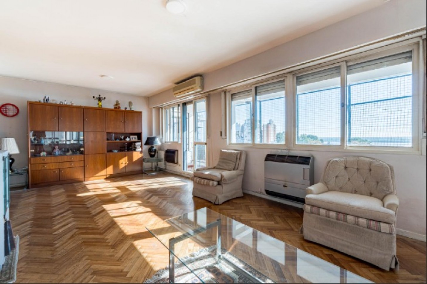 Cordoba 600, Departamento de 4 dormitorios, vista al monumento de la bandera y rio, excelente zona.