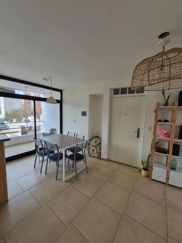 Crespo 200, Hermoso departamento, un dormitorio, doble balcon, excelente calidad.