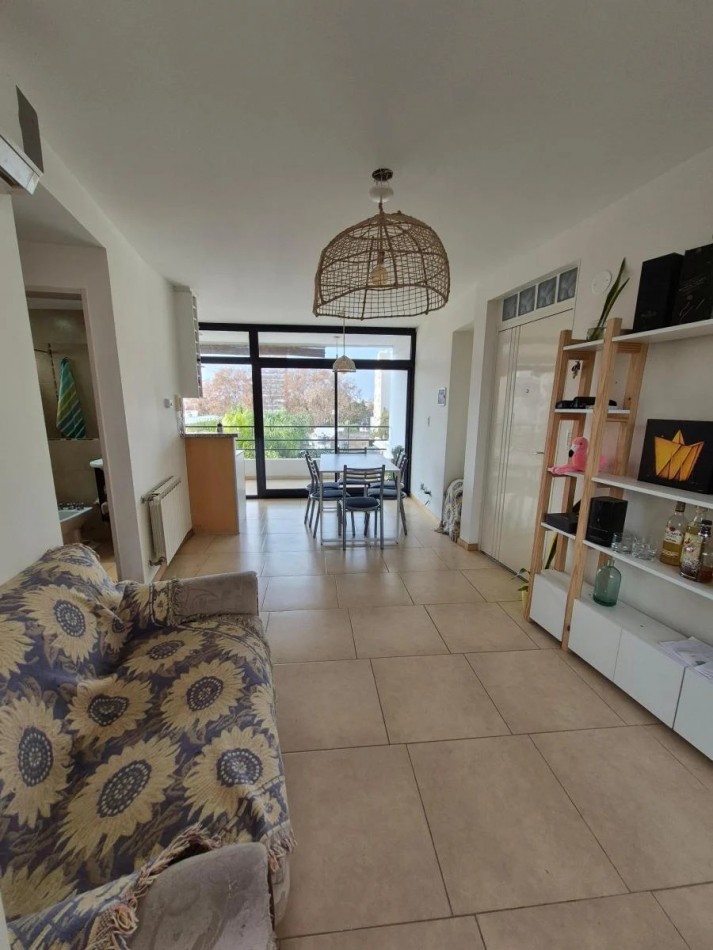 Crespo 200, Hermoso departamento, un dormitorio, doble balcon, excelente calidad.