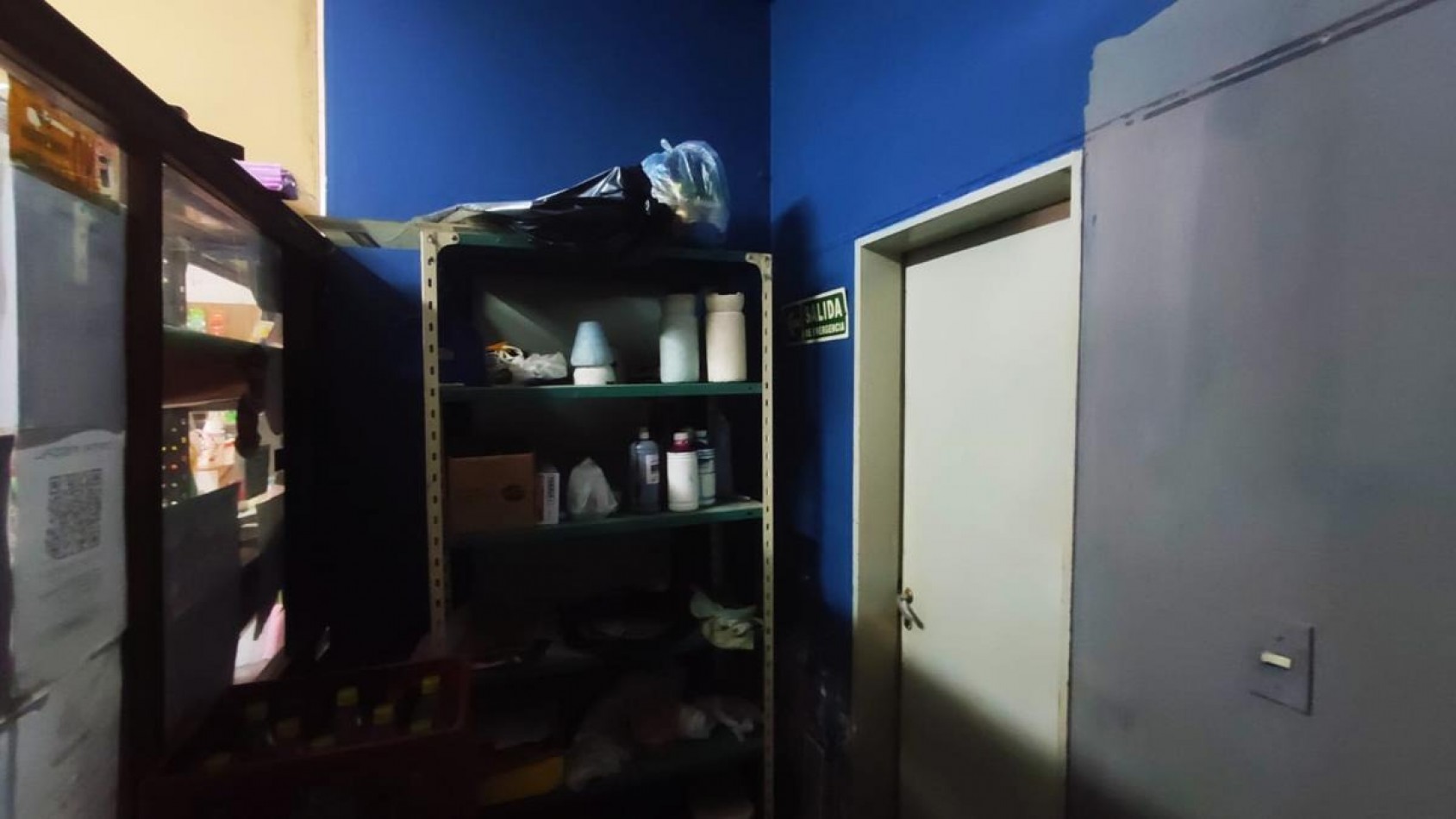 Capitan Bermudez, Laprida al 100, local comercial y departamento 3 dormitorios.