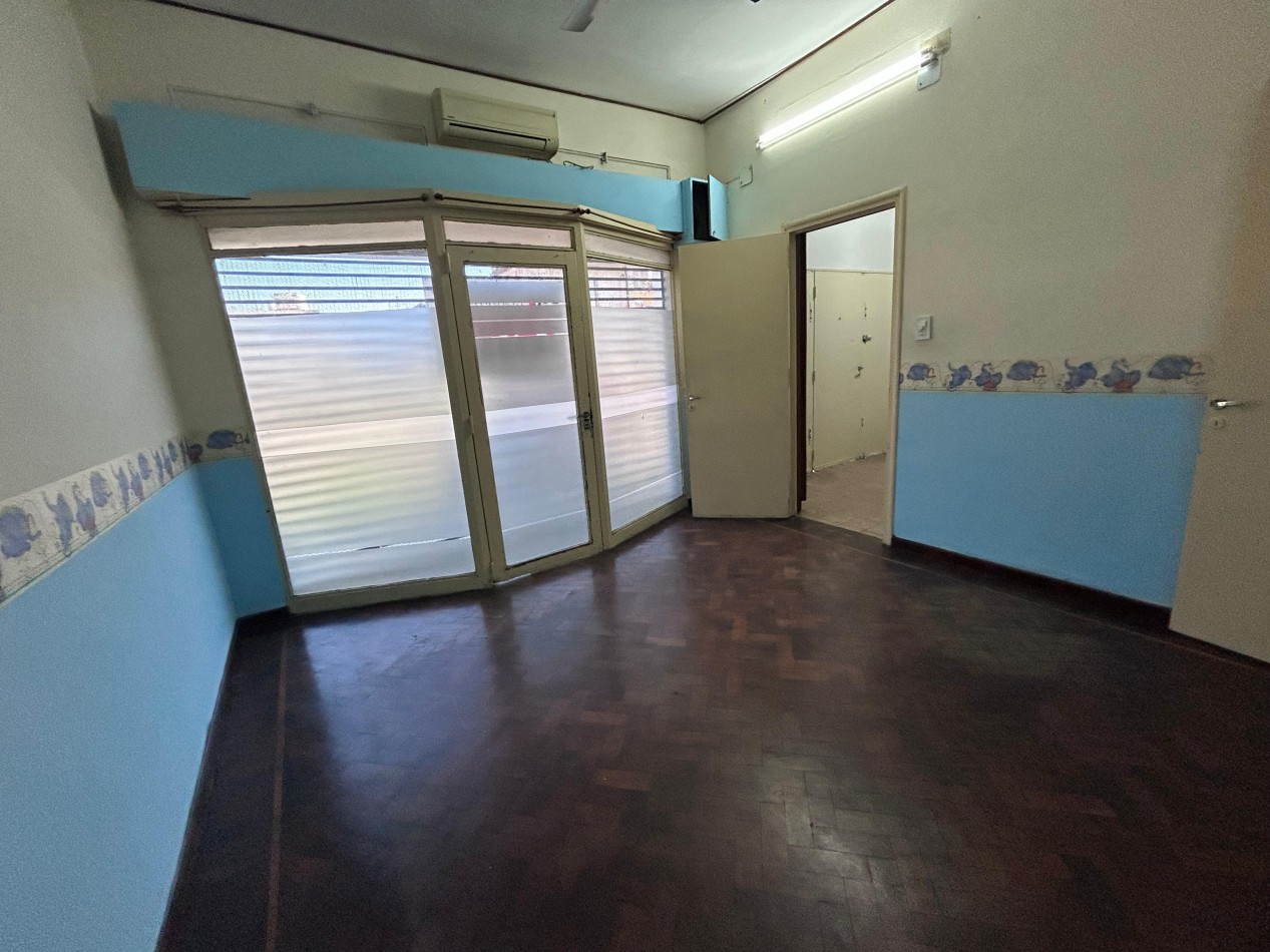 Laprida 3700, planta baja, local mas dormitorio, patio.