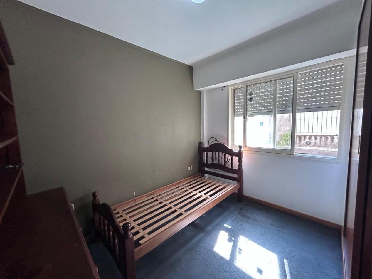 Urquiza 3500, departamento dos dormitorios, amueblado, balcon amplio, contrafrente. 