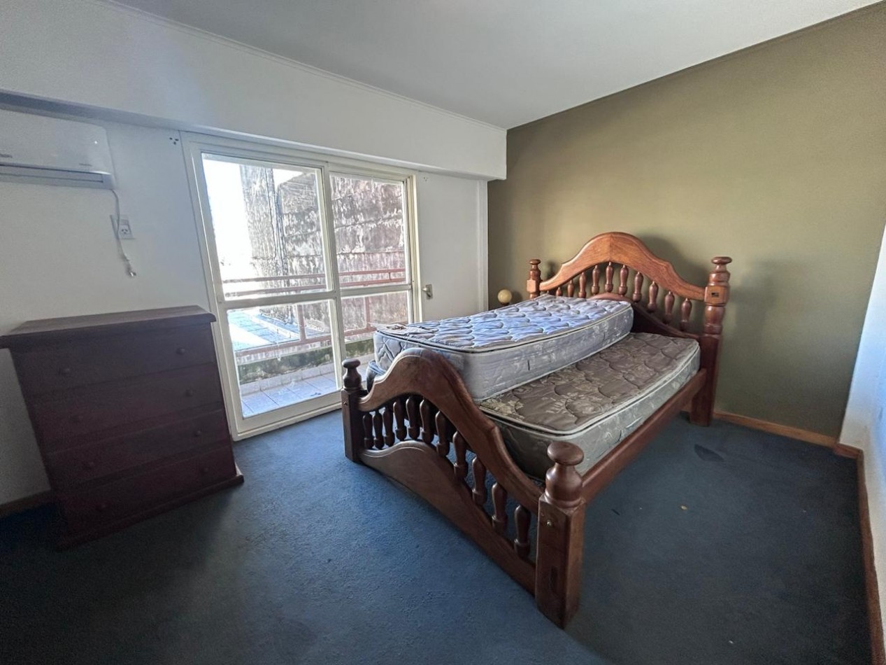 Urquiza 3500, departamento dos dormitorios, amueblado, balcon amplio, contrafrente. 