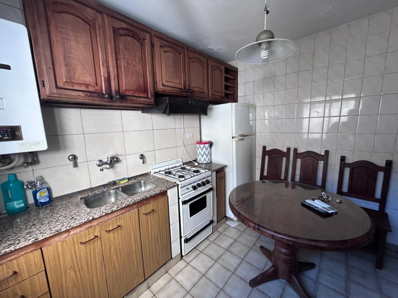 Urquiza 3500, departamento dos dormitorios, amueblado, balcon amplio, contrafrente. 