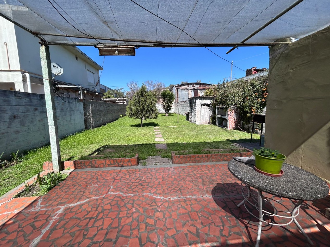 Villa Gobernador Galvez, San Diego 2000, dos dormitorios, patio amplio, 