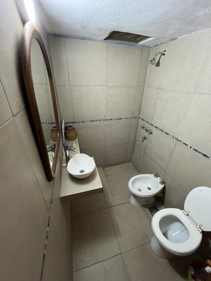  Casa en Venta - Calle Colombia al 100, Roldan, 1200 m2 terreno.