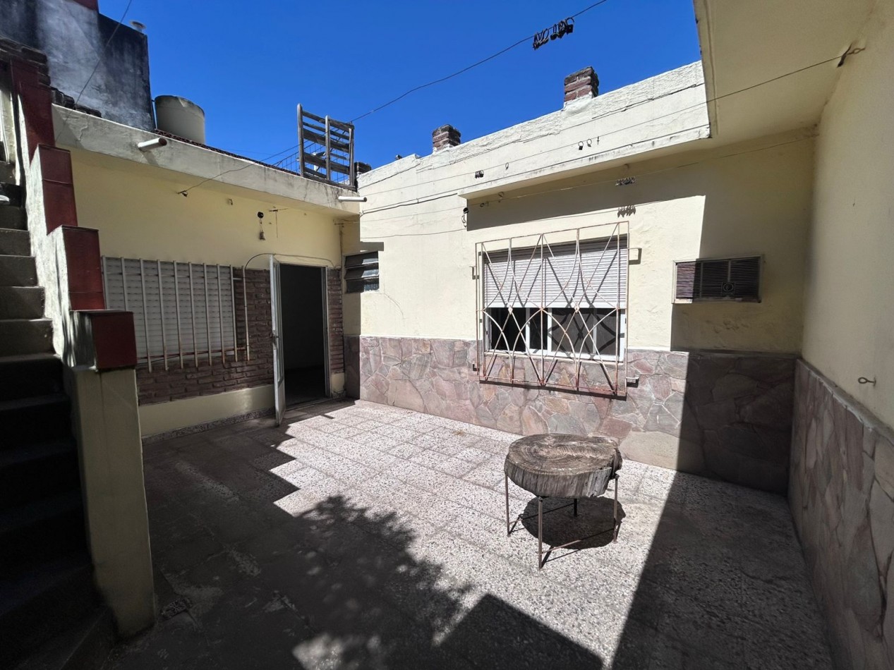 Virasoro 1700, propiedad interna unica de dos dormitorios.