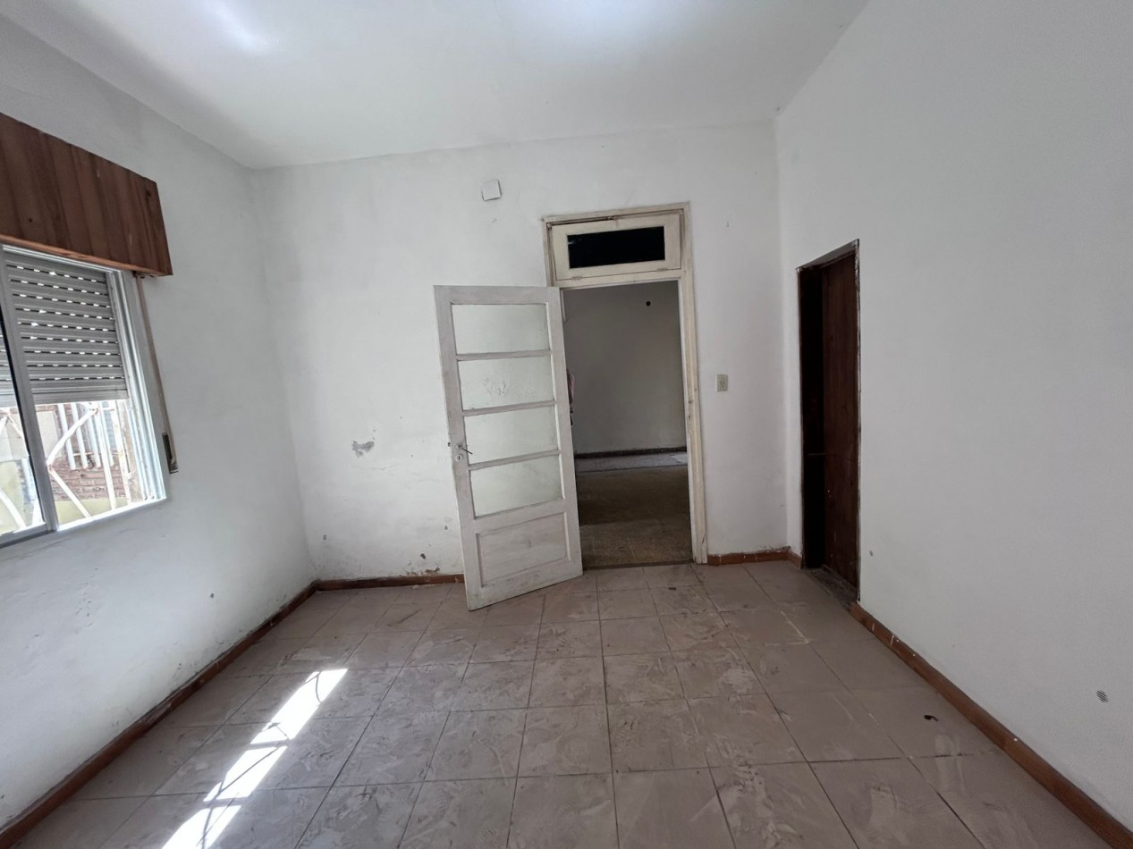 Virasoro 1700, propiedad interna unica de dos dormitorios.