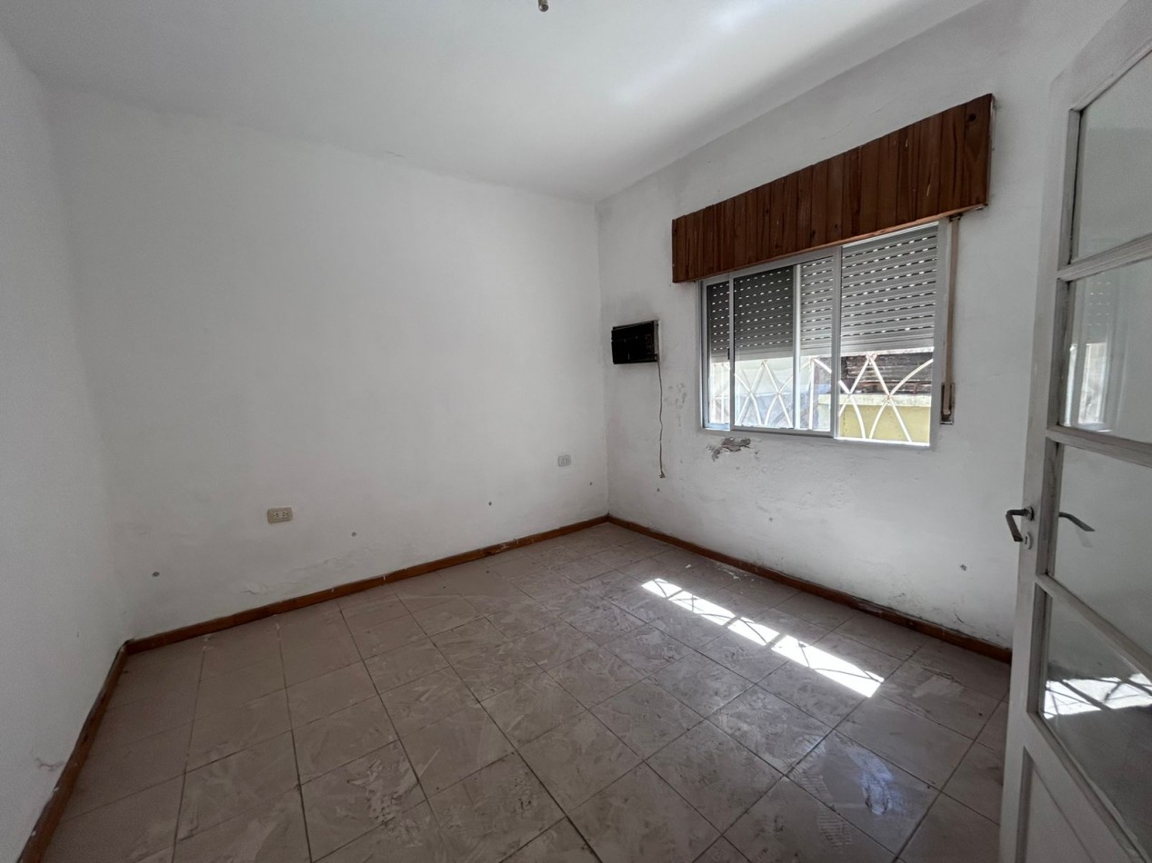 Virasoro 1700, propiedad interna unica de dos dormitorios.