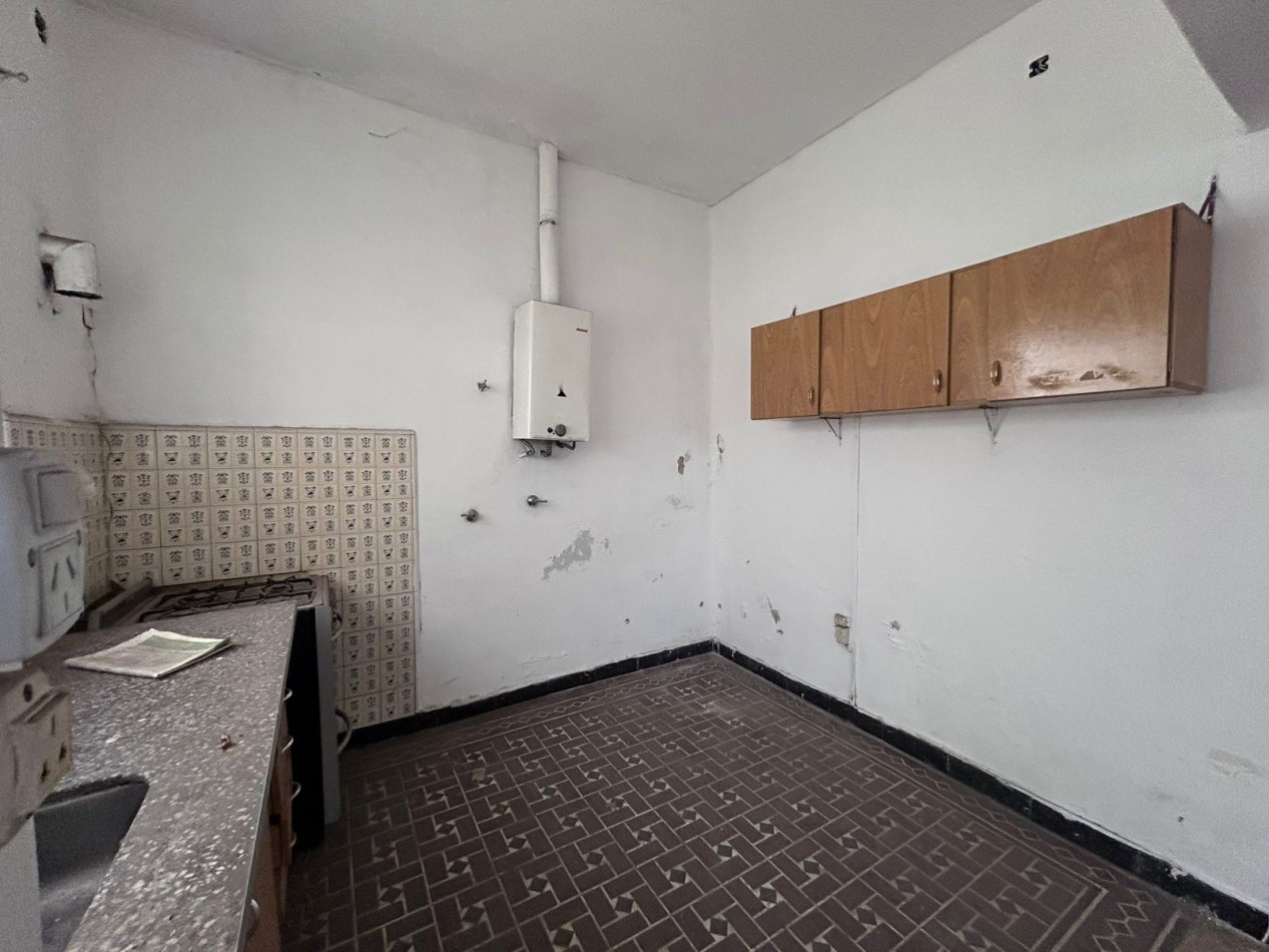 Virasoro 1700, propiedad interna unica de dos dormitorios.