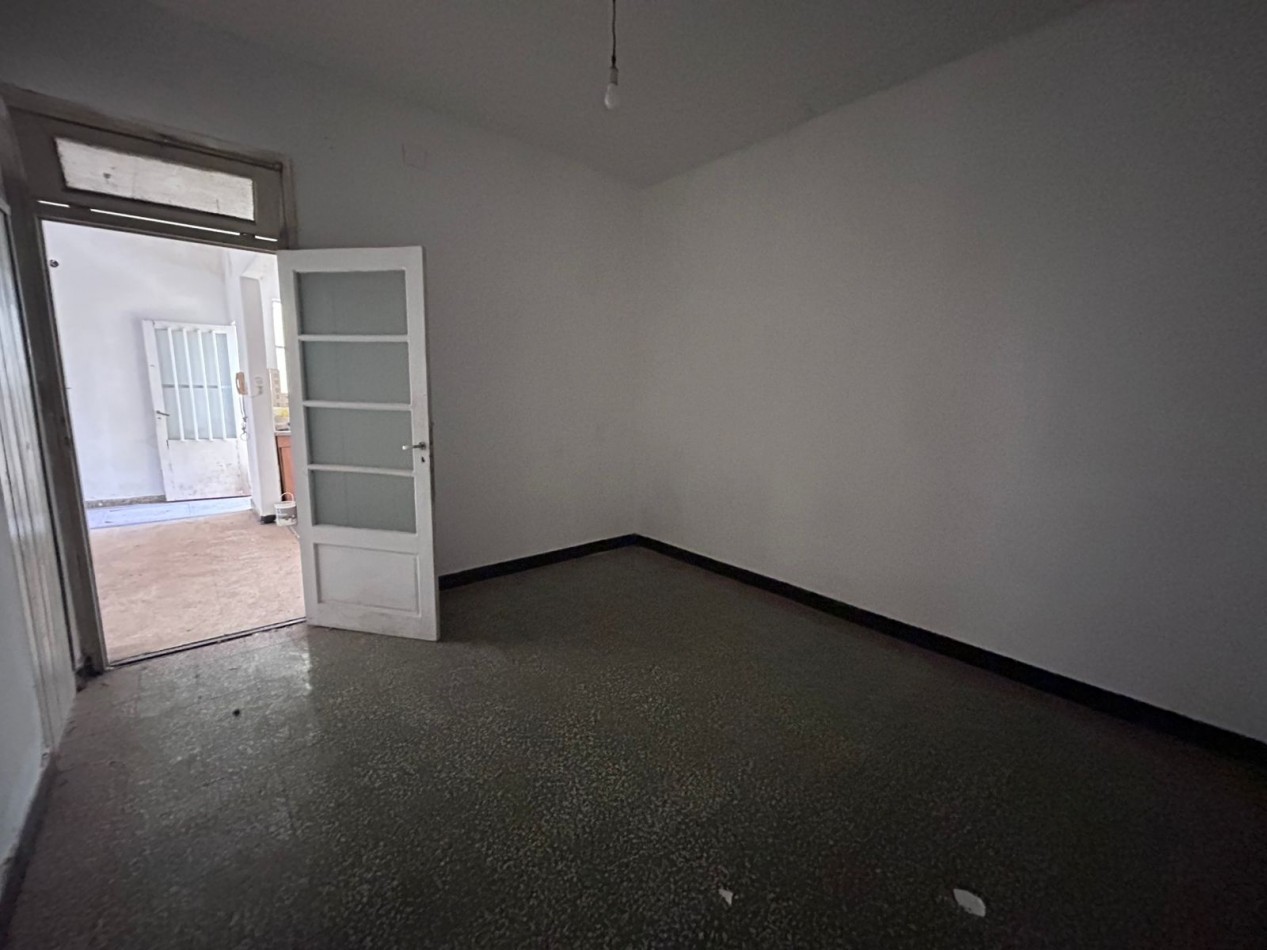 Virasoro 1700, propiedad interna unica de dos dormitorios.