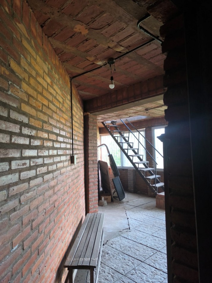 Villa Elvira, Timbues, 1150 m2, hermosa propiedad 4 dormitorios, pileta. 