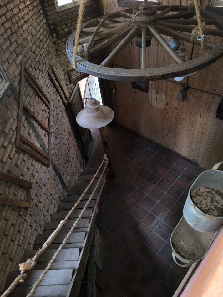 Villa Elvira, Timbues, 1150 m2, hermosa propiedad 4 dormitorios, pileta. 