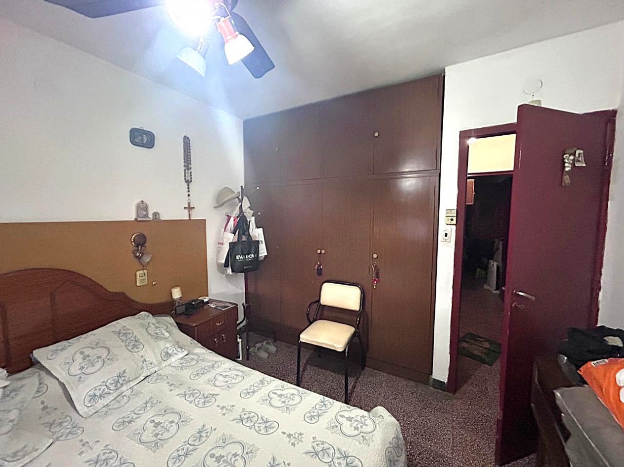 Pte Quintana 3600, 4 dormitorios + local comercial amplio.