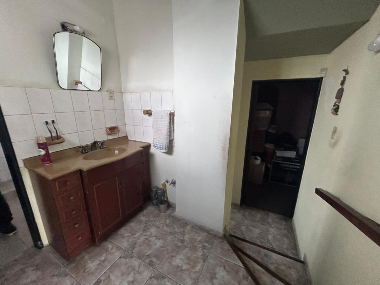 Pte Quintana 3600, 4 dormitorios + local comercial amplio.