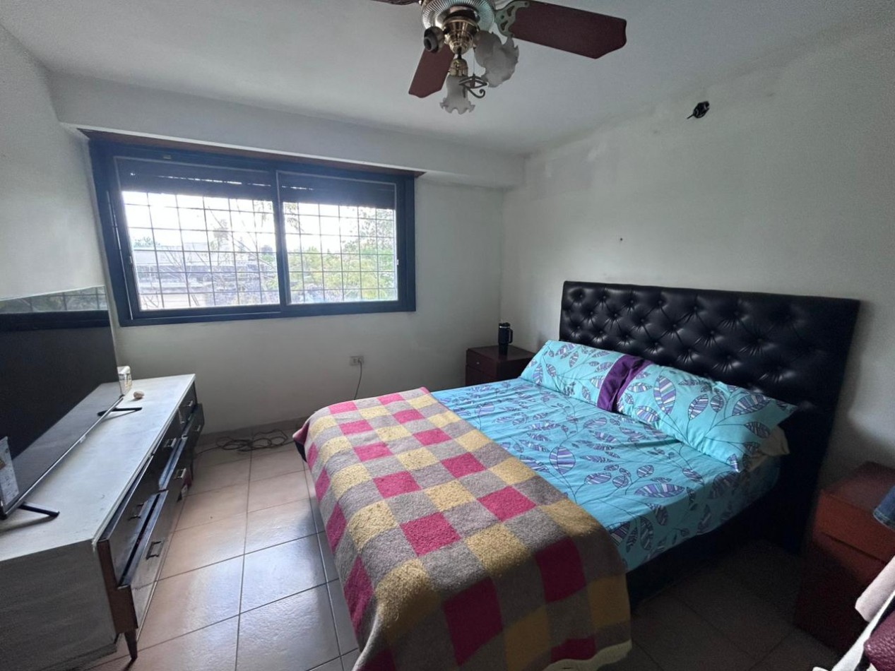 Pte Quintana 3600, 4 dormitorios + local comercial amplio.