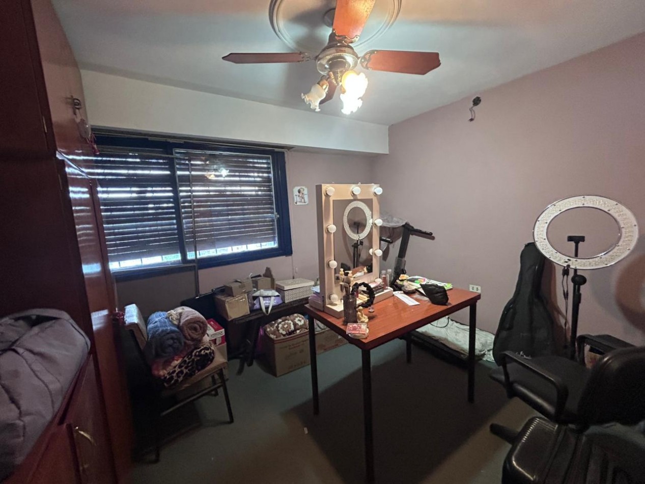 Pte Quintana 3600, 4 dormitorios + local comercial amplio.