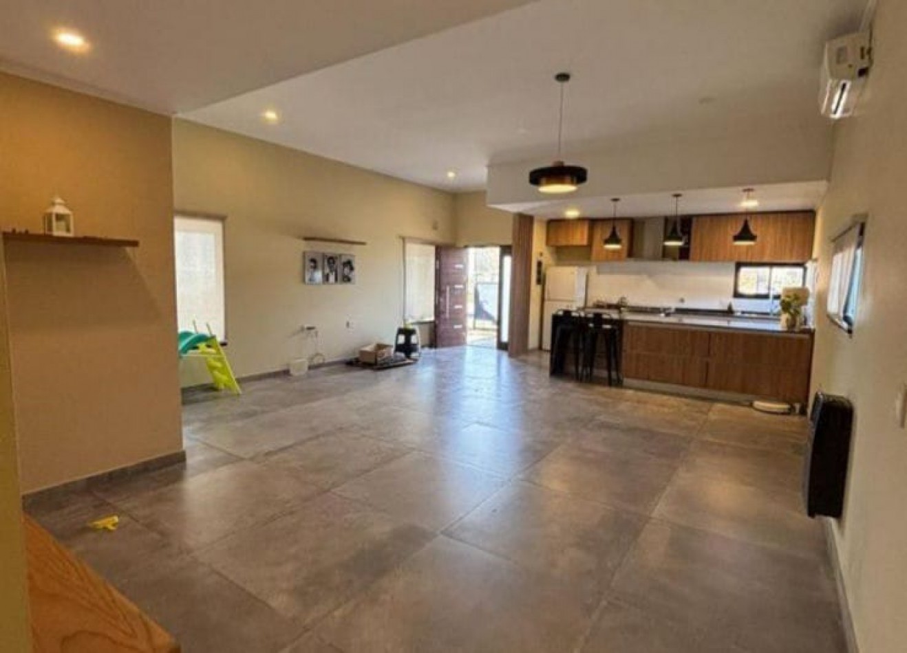 Roldan, Tierra de sueños 3, Carcaraña 3300, dos dormitorios, excelente calidad constructiva.