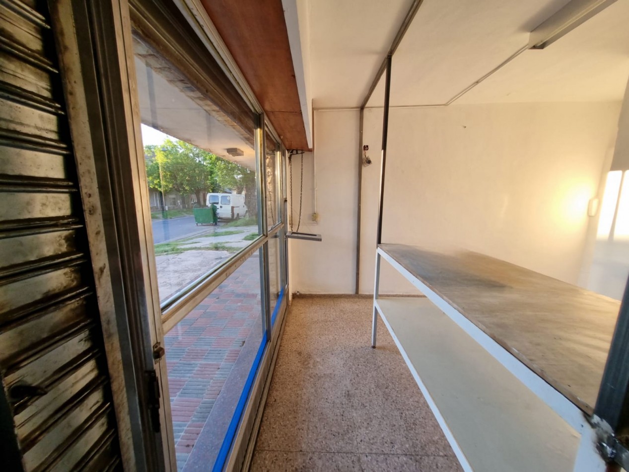 Fraga 2100, Local comercial en alquiler, 25 m2. 