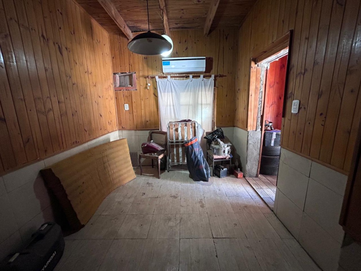 Fray Luis Beltran, Maipu 2200, casa 3 dormitorios + dos departamentos independientes.