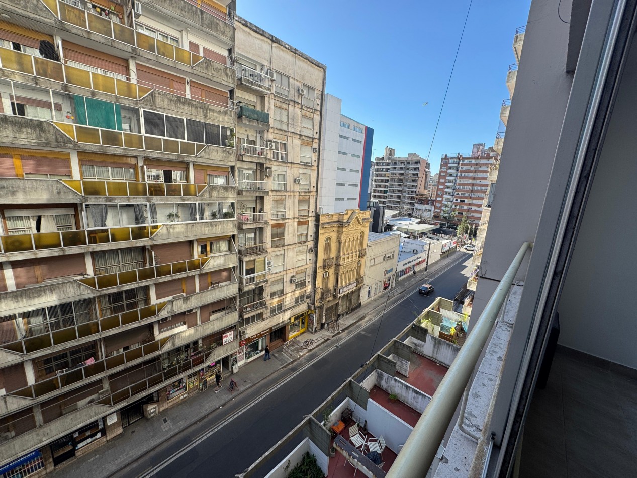 Monoambiente en Corrientes 1200 - Piso 6, alquiler. 