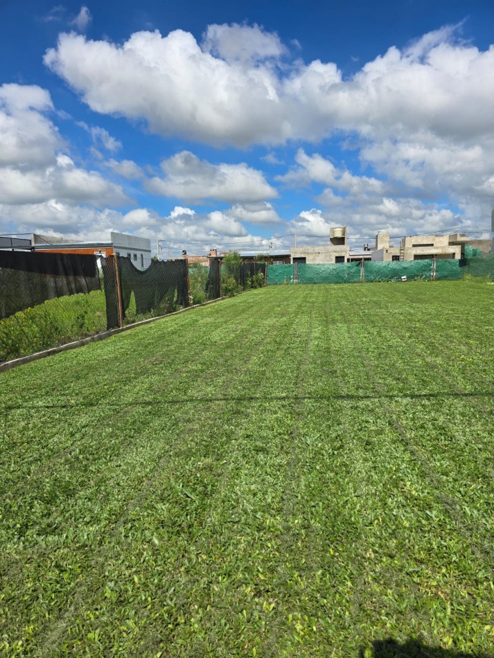 Ibarlucea - Terreno 380 m2 en barrio Fincas de Ibarlucea