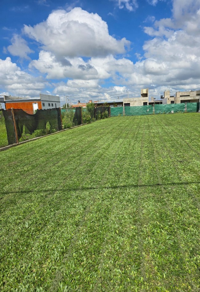 Ibarlucea - Terreno 380 m2 en barrio Fincas de Ibarlucea