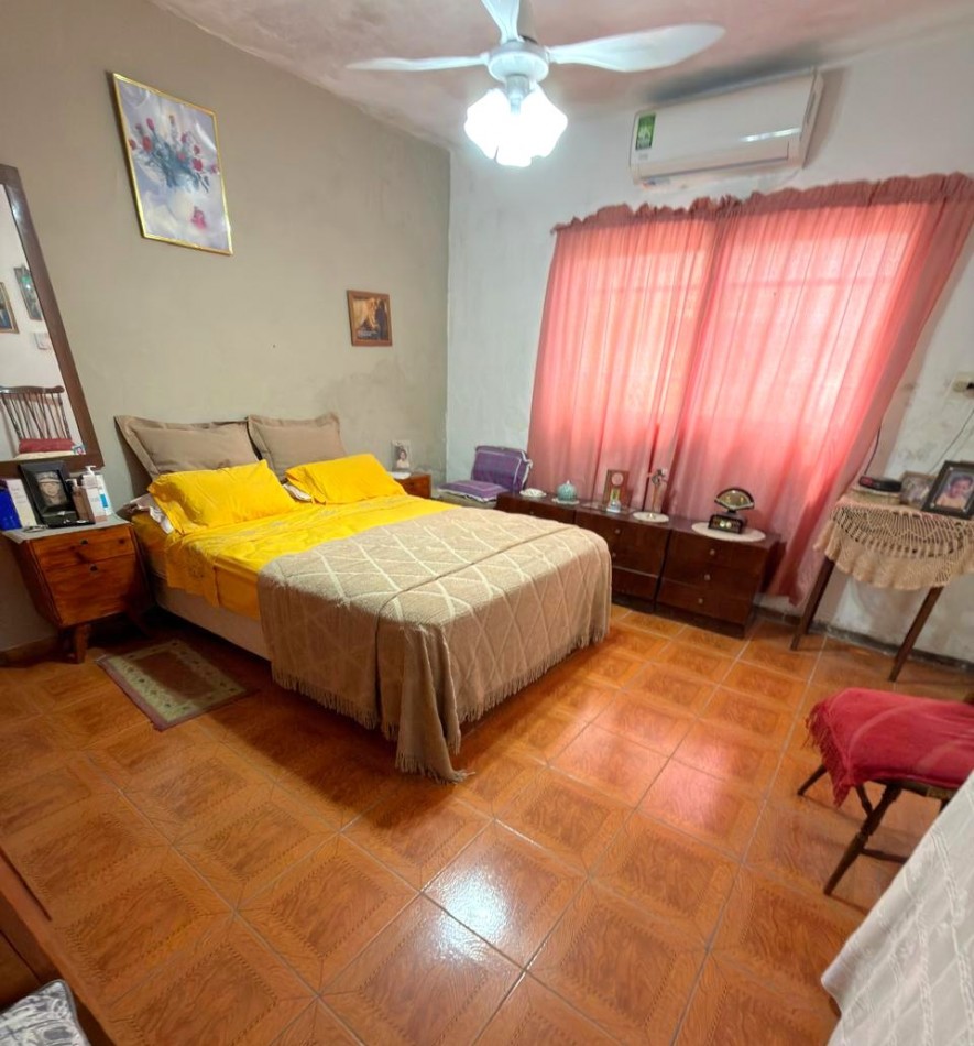 Patricios 600, casa 3 dormitorios, + local comercial.