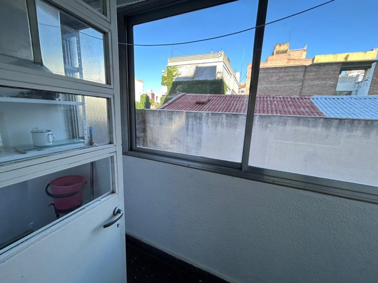 Departamento en Venta, 2 dormitorios - 3 de Febrero, Pueyrredon, Barrio Lourdes.