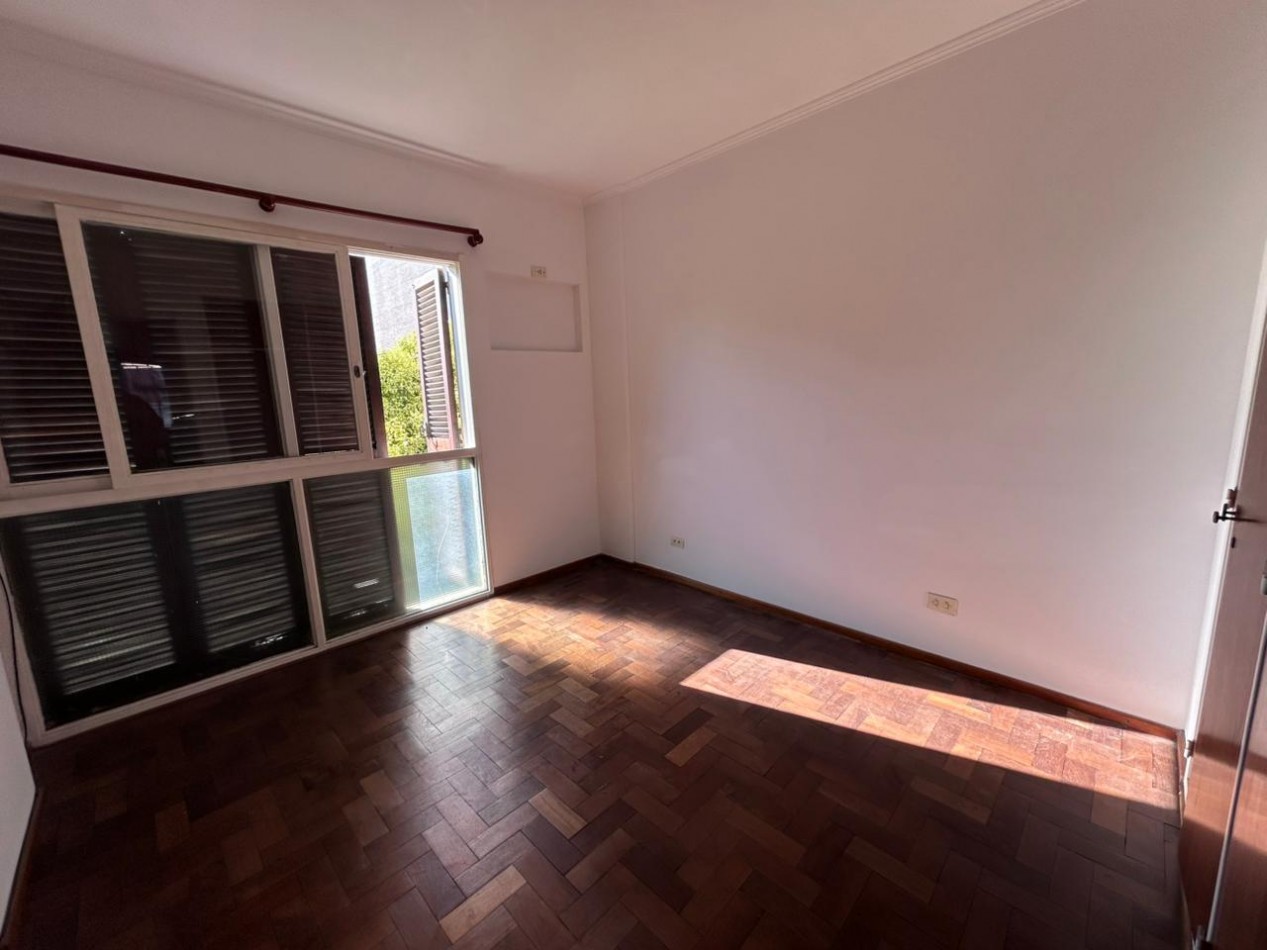 Departamento en Venta, 2 dormitorios - 3 de Febrero, Pueyrredon, Barrio Lourdes.
